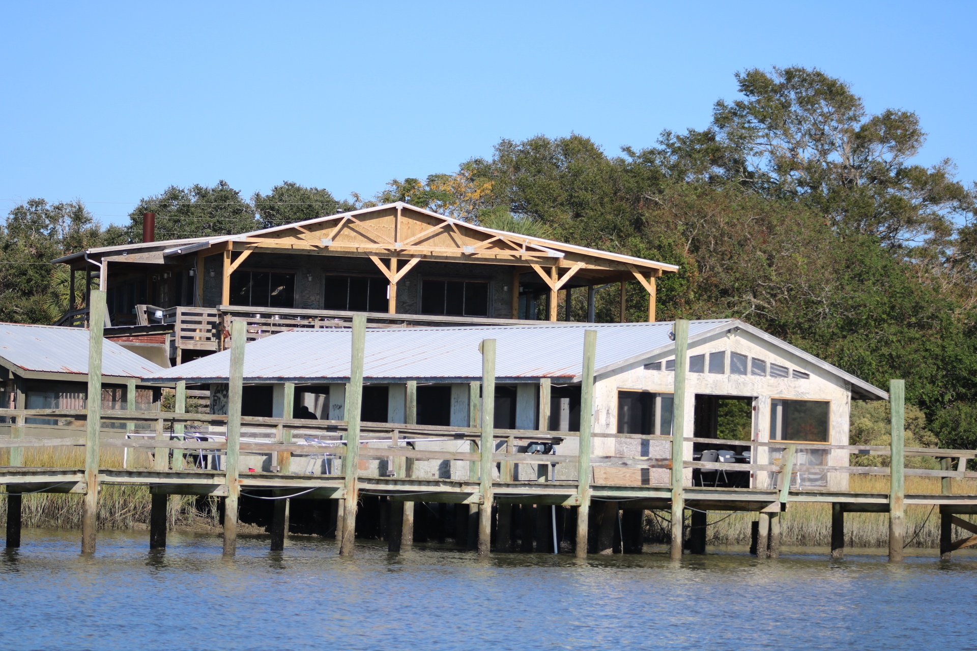 Bowen’s Island Restaurant