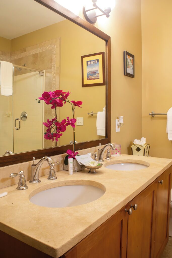 Double vanity in a guest bathroom at Water’s Edge Inn